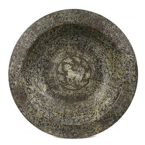 CHINESE GOLD SPLASHED METAL BOWL: The interior enameled with a medallion of the eight Daoism emblems encircling a qilin spewing fire, surrounded with dense scrolling foliate tendrils extending to the exterior, four-character seal mark