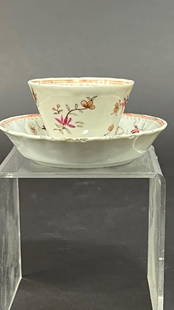 18TH CENTURY CHINESE SET OF BOWL AND SAUCER: With floral design on white ground