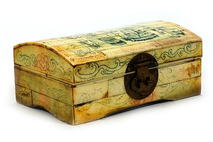 JEWELRY BOX WITH INK DRAWING ON LID