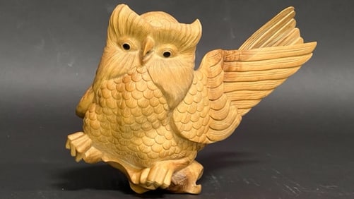 CARVED WOOD FIGURE OF AN OWL