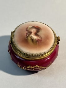 ELEGANT CRANBERRY RED OVAL PORCELAIN JEWELRY BOX