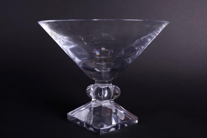 FOOTED GLASS CENTERPIECE