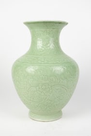 LARGE CHINESE CELADON VASE