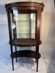 ELEGANT BRONZE MOUNTED VITRINE