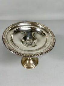 SILVER STEMMED ROUND DISH