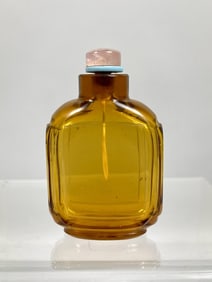 ANTIQUE CHINESE CARVED GLASS SNUFF BOTTLE