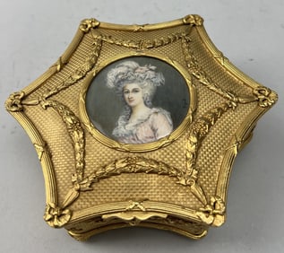FRENCH HEXAGONAL GILT BRONZE JEWELRY BOX