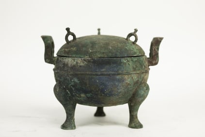 ANTIQUE CHINESE BRONZE TRIPOD CENSER WITH LID