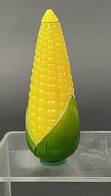 SOLD A CHINESE PEKING GLASS DECOR, OF A CORN