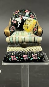 SMALL DECORATIVE PORCELAIN SOFA TRINKET BOX