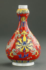CHINESE GARLIC HEAD VASE