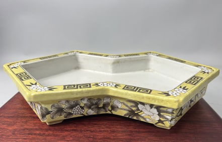 CHINESE YELLOW GROUND DOUBLE LOZENGE FORM DISH