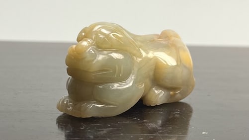 CARVED CHINESE JADE FIGURE, OF A PIXIU