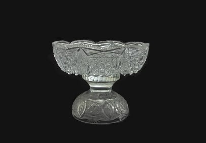 GLASS CENTERPIECE BOWL