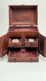 CHINESE WOODEN TRAVELING BOX WITH JADE PENDANTS