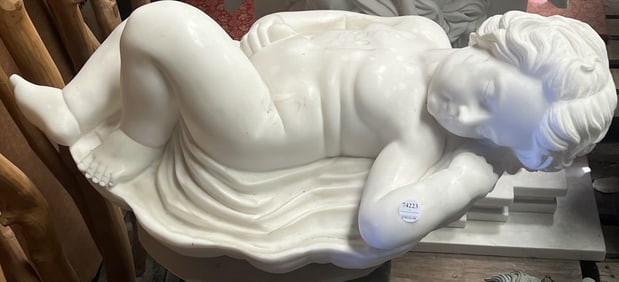 ELEGANT HANDCARVED WHITE MARBLE OF SLEEPING CHERUB