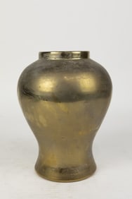 CHINESE GILDED VASE