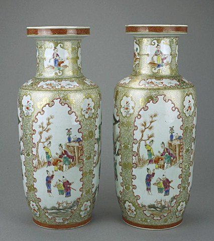 ANTIQUE PAIR OF CHINESE FAMILLE ROSE GILDED VASES - 2