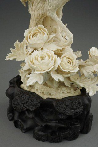 FINE CHINESE CARVED IVORY PUZZLE BALL WITH PHOENIX - 4