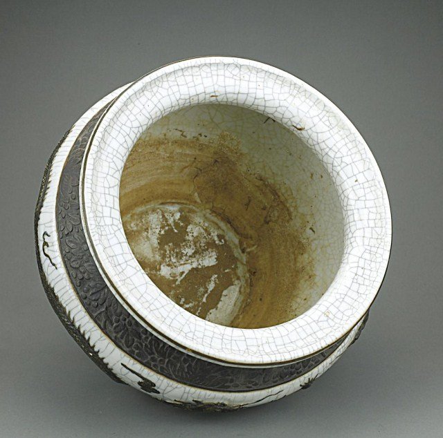 CHINESE CRACKLEWARE 'DRAGON' JARDINIÈRE - 2