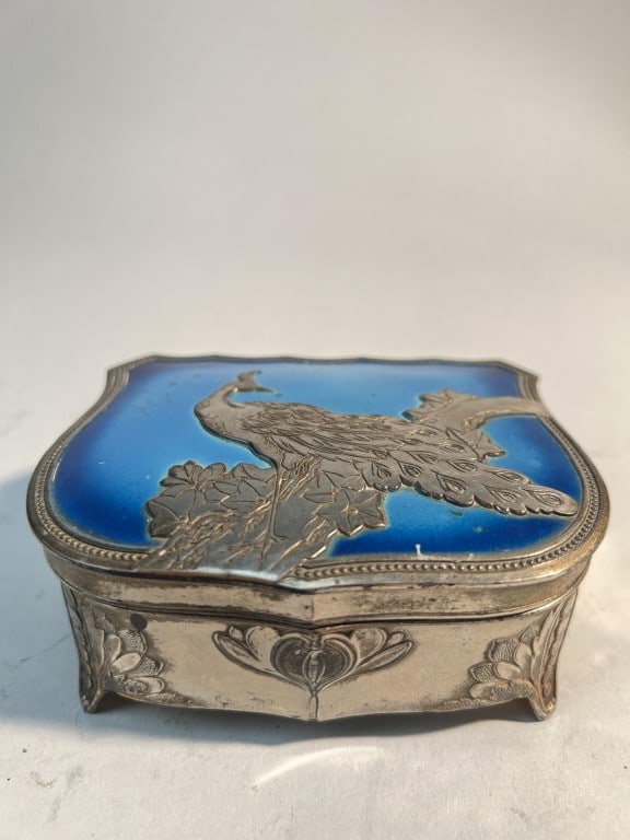 JAPANESE JEWELRY BOX (1 of 3)