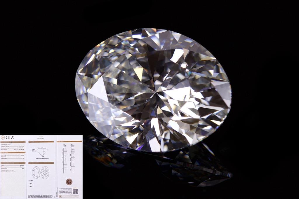 OVAL BRILLIANT ISI2 DIAMOND W/ GIA CERTIFICATE: 9.14 carat oval brilliant diamond with GIA certificate: 2181719331; Excellent polish and symmetry; the color grade is I; the clarity grade is S12; the measurements: 16.29 x 12.32 x 7.57 mm