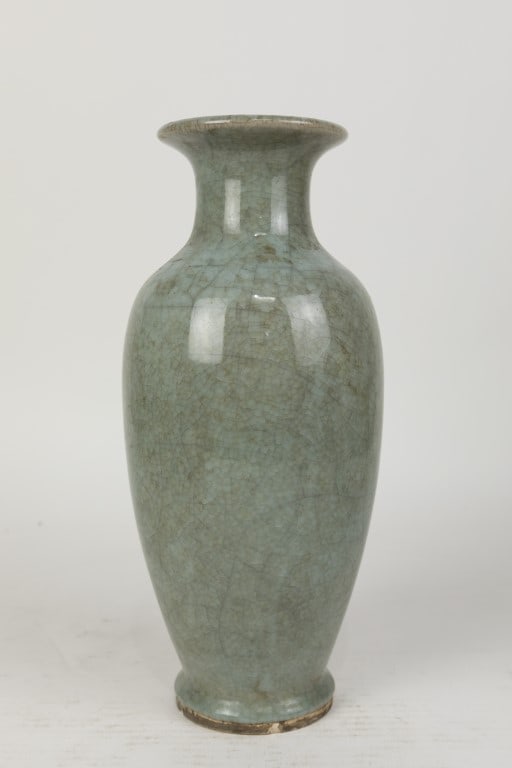 CHINESE BLUISH GREEN GLAZE VASE (1 of 6)