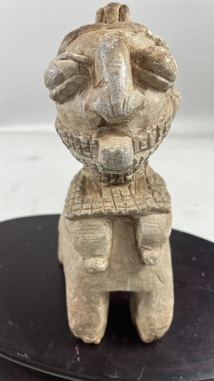 MAYAN FIGURE: H: 8?