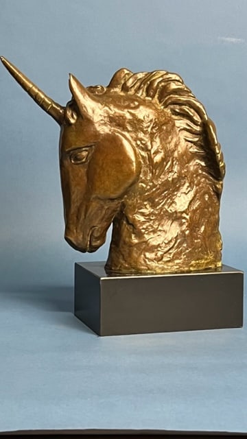 A FIGURAL BUST OF A UNICORN (1 of 5)