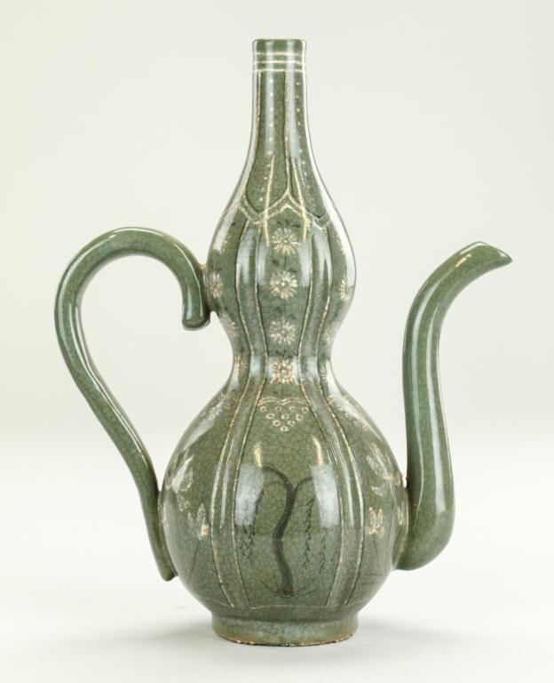 ANTIQUE KOREAN CELADON GLAZED POTTERY TEAPOT Mar 29, 2015