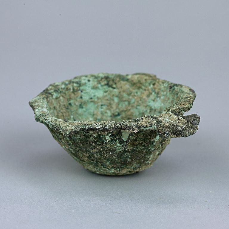 16TH CENTURY PERSIAN BOWL (1 of 3)