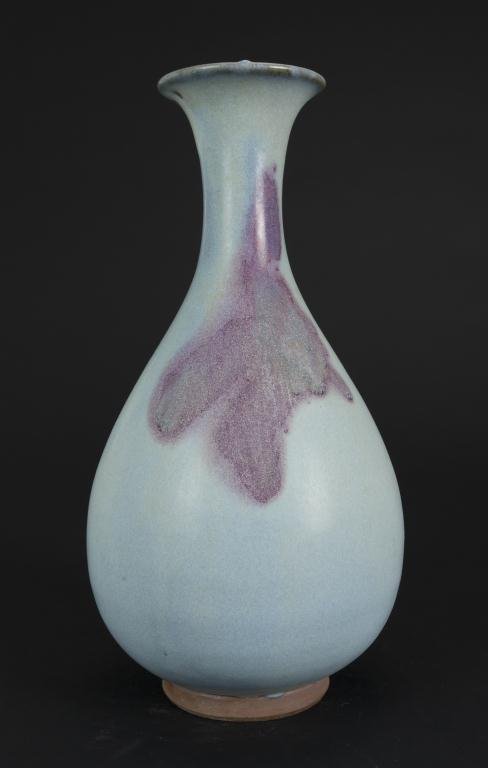 CHINESE FLAMBE GLAZE VASE (1 of 3)