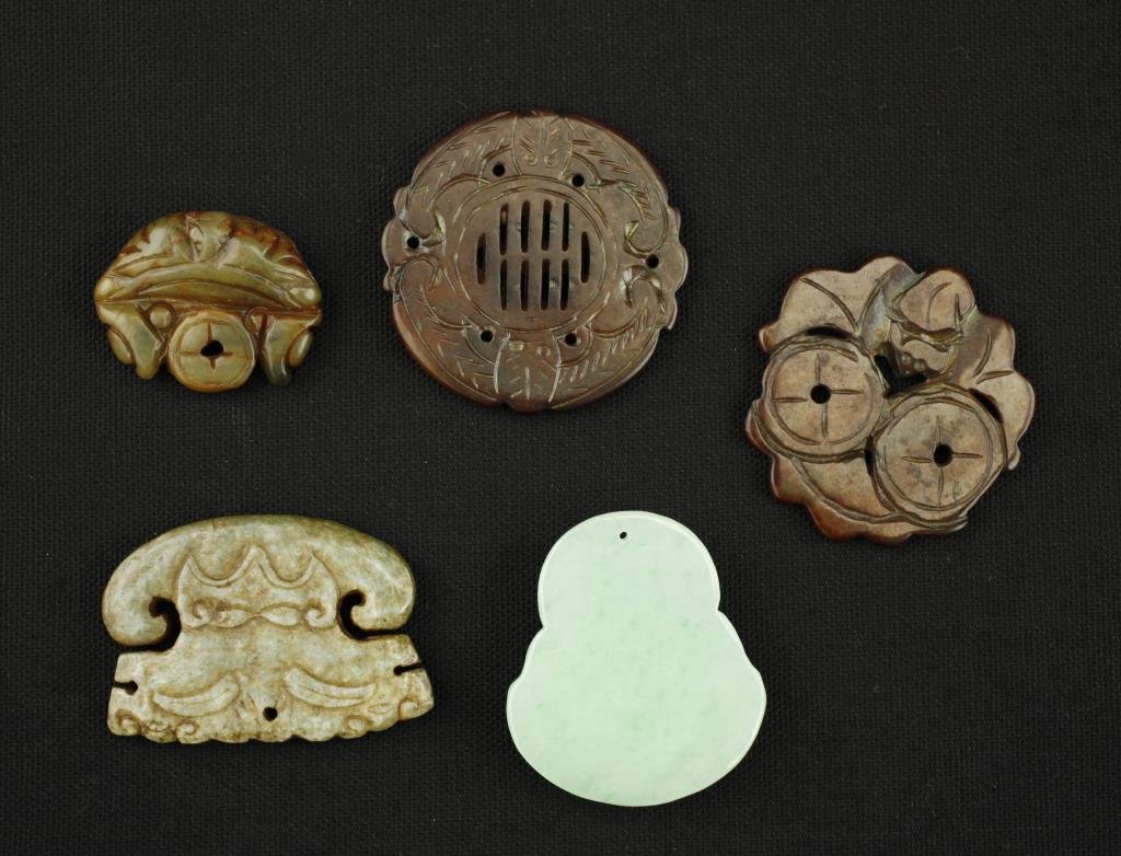 GROUP OF FIVE JADE PENDANTS (1 of 2)