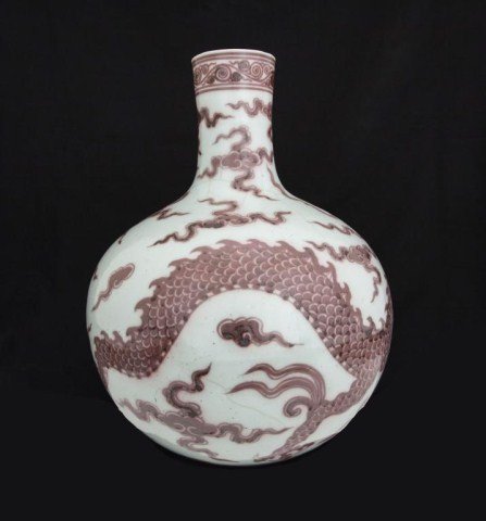 CHINESE LARGE IRON RED DRAGON VASE (1 of 2)