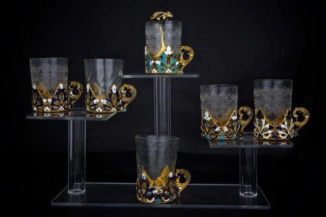 SET OF SIX MINIATURE ENAMELED TEA CUPS (1 of 1)