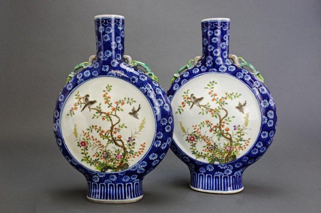 ANTIQUE PAIR OF CHINESE FAMILLE ROSE MOON FLASKS (1 of 1)
