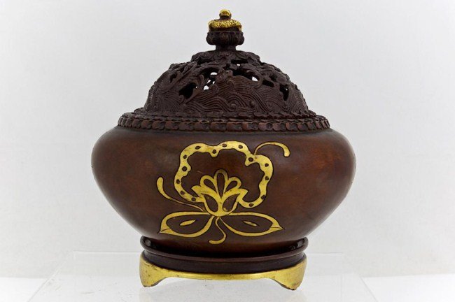 CHINESE BRONZE GILDED INCENSE BURNER (1 of 2)