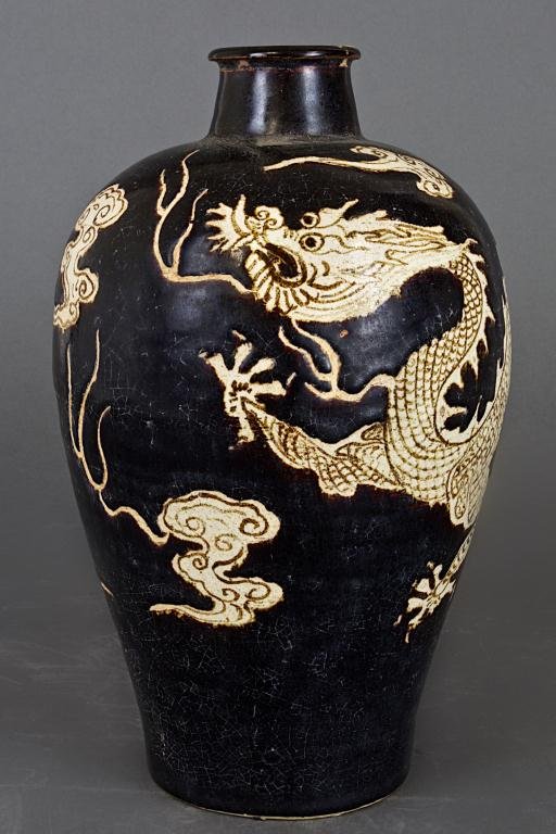 CHINESE BLACK GLAZE DRAGON VASE (1 of 1)