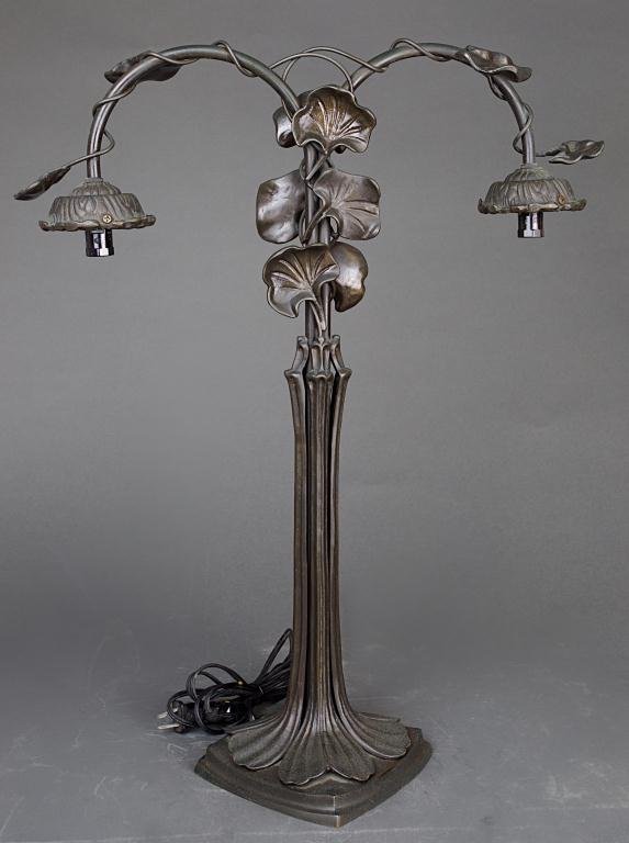 BRONZE TABLE LAMP WITH LILY (1 of 1)
