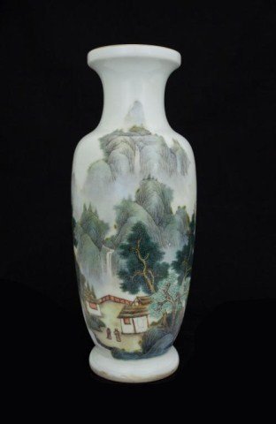 REPUBLIC PERIOD CHINESE PAINTED LANDSCAPE VASE (1 of 3)