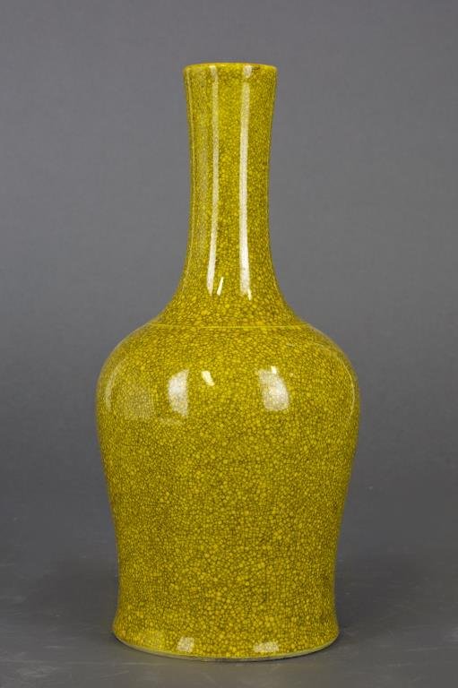 CHINESE YELLOW CRACKLE GLAZE VASE (1 of 1)