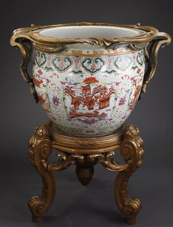 ANTIQUE LARGE CHINESE JARDINIERE ON GILTWOOD BASE (1 of 3)
