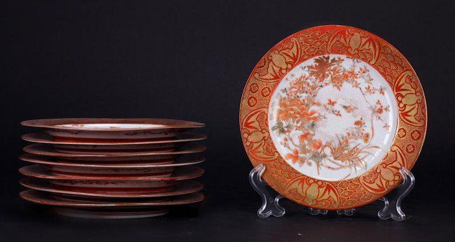SET OF EIGHT KUTANI PLATES (1 of 2)