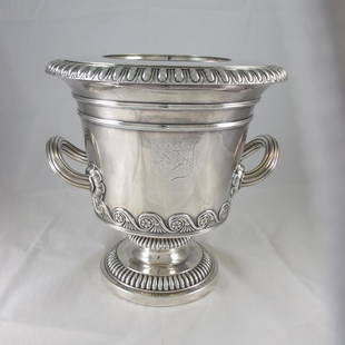 Silverplate Wine Cooler with Liner, Vintage: Silverplate Wine Chiller with Liner, Vintage, 10" high, 9.5" diameter at top, 5" diameter for wine bottle opening