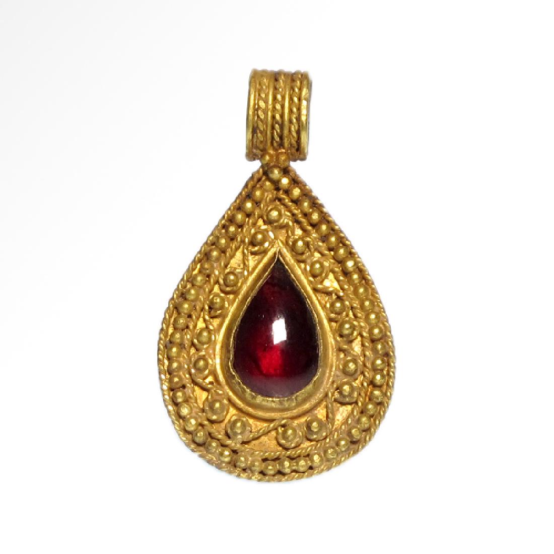 Roman Gold and Garnet Pendant, c. 2nd Century A.D. (1 of 4)