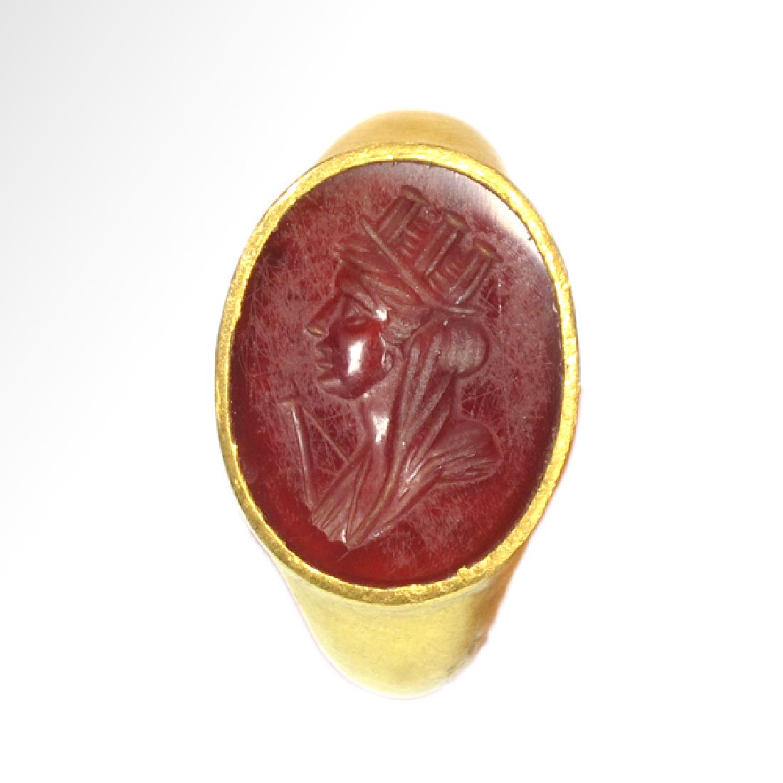 Roman Gold Ring with Head of Fortuna (Tyche) (1 of 7)