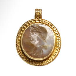 Roman Gold Pendant with Agate Intaglio with Emperor Nero, c. 1st-2nd Century A.D.