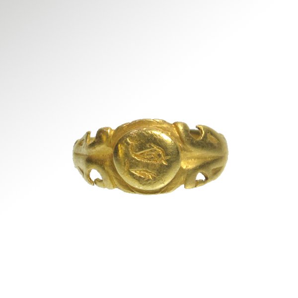 Roman Gold Ring with Dolphin and Scorpion (1 of 7)