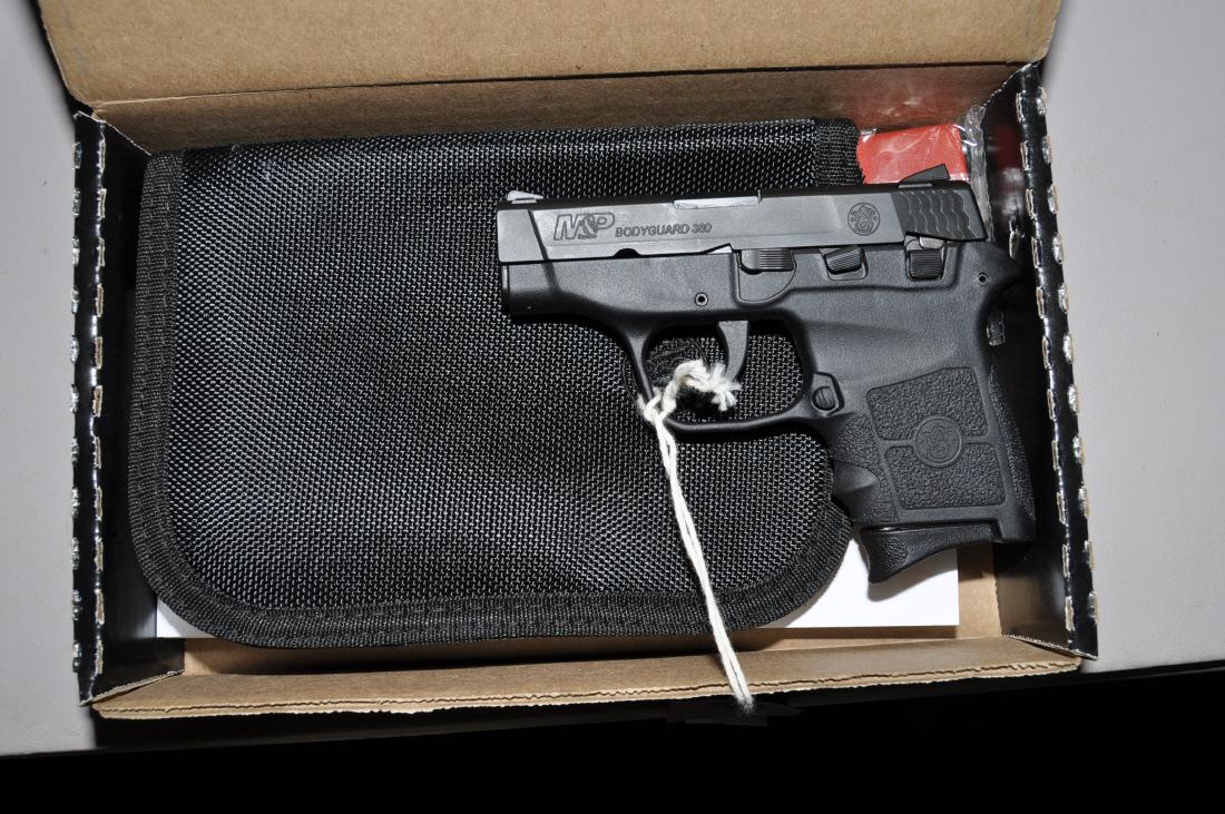 Smith and Wesson Bodyguard: .380 cal