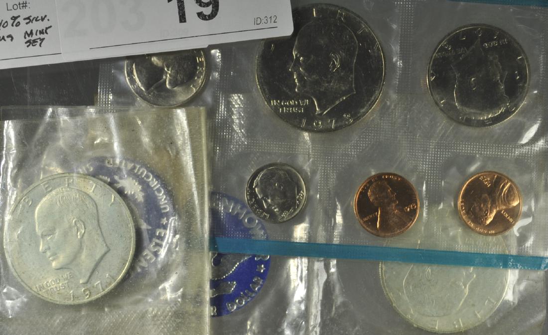 1971-73 Silver IKE and 1973 Mint Set (1 of 2)